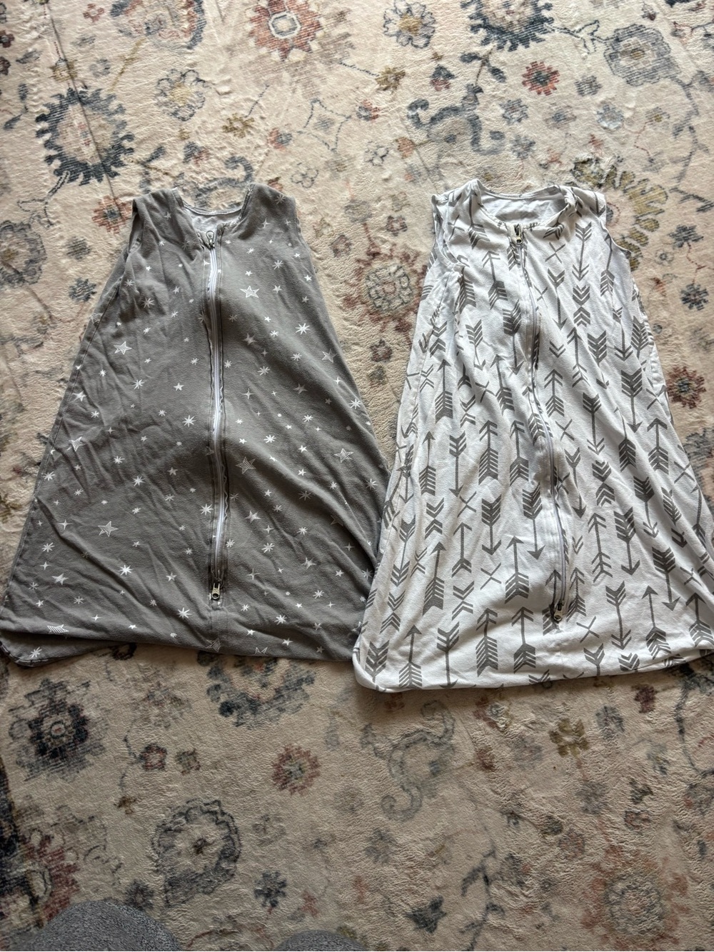 Gray Stars and Cream Arrow Print 0.5tog cotton sleep sack Duo